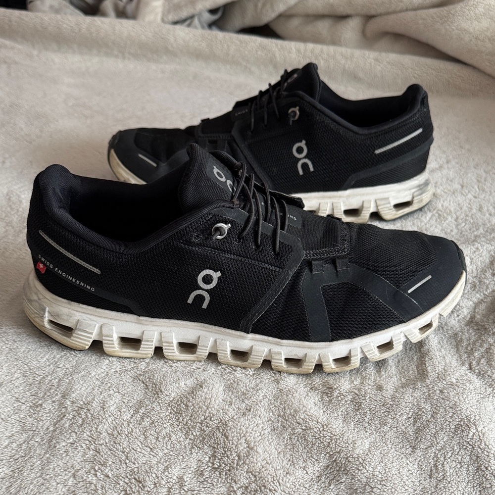 On Men's Black Athletic Shoes